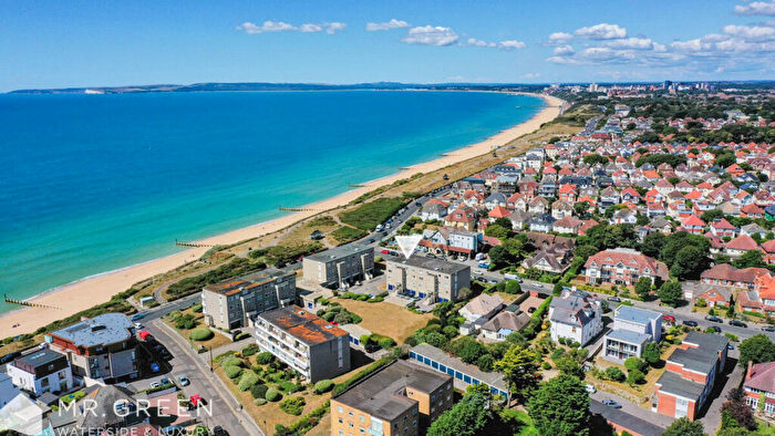 2 Bedroom Flat For Sale In Southbourne Sands, Stourwood Avenue, Bournemouth, BH6