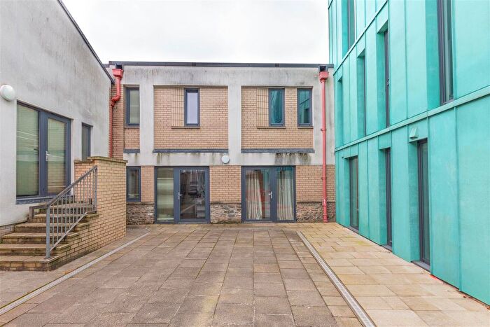 2 Bedroom Maisonette For Sale In Jacob Street, St. Philips, Bristol, BS2