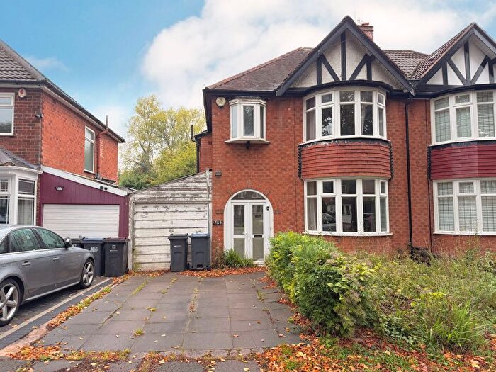 3 Bedroom Semi-Detached House For Sale In Sarehole Road, Hall Green, Birmingham, B28