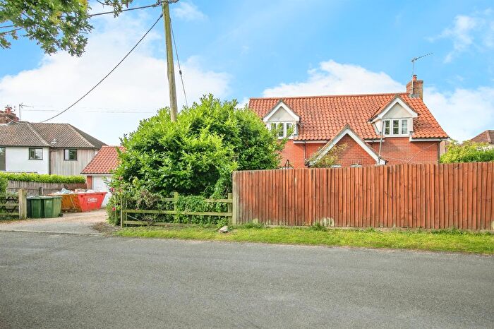 3 Bedroom Detached House For Sale In Ufford Road, Bredfield, Woodbridge, IP13
