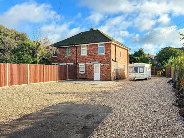 3 Bedroom Semi-Detached House To Rent In Burley Road, Bransgore, Hampshire, BH23