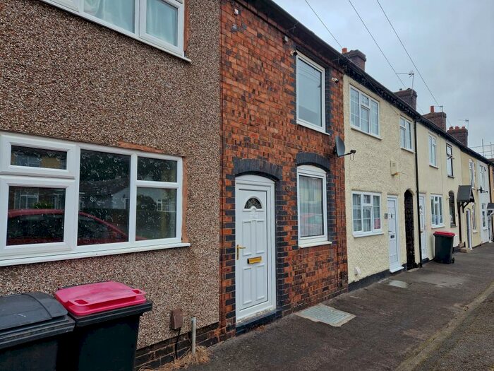 2 Bedroom House To Rent In Church Road, Dordon, B78