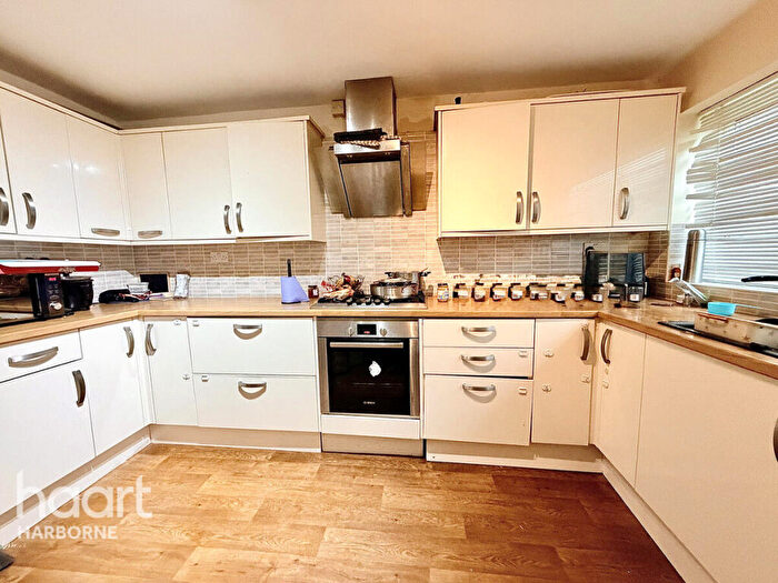 3 Bedroom Link Detached House To Rent In St Peters Road, Harborne, B17