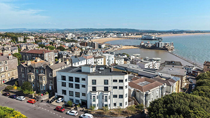 1 Bedroom Flat For Sale In Madeira Road, Weston Super Mare - Large Terrace, BS23