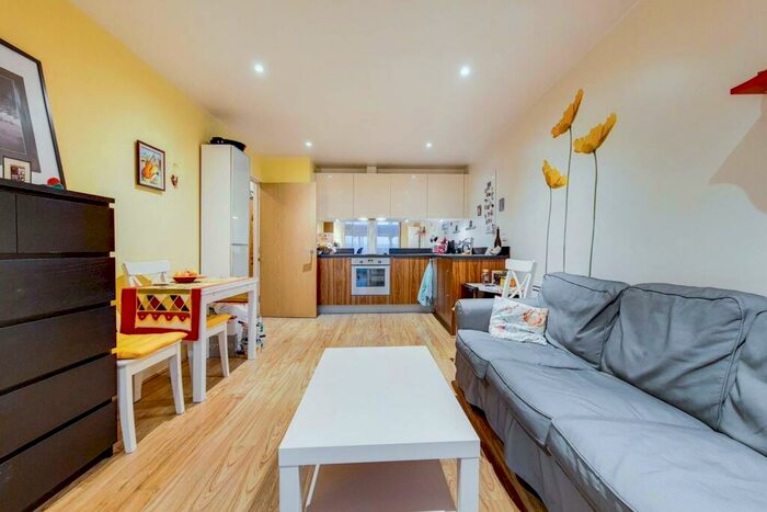 1 Bedroom Flat To Rent In Ropeworks, Abbey Road, Barking, IG11