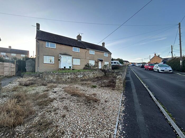 3 Bedroom Semi-Detached House For Sale In Mowleaze, Barwick, BA22