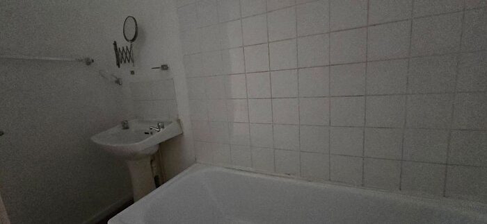 1 Bedroom Flat To Rent In South Parade, Abergele, Pensarn, LL22