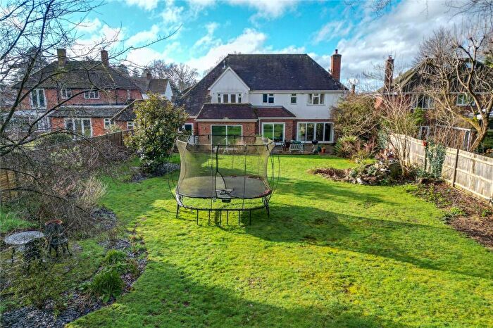 4 Bedroom Detached House For Sale In Parkway, Camberley, Surrey, GU15