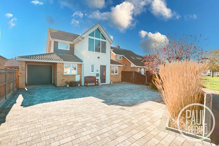 3 Bedroom Detached House For Sale In Burnt Hill Way, Lowestoft, NR33