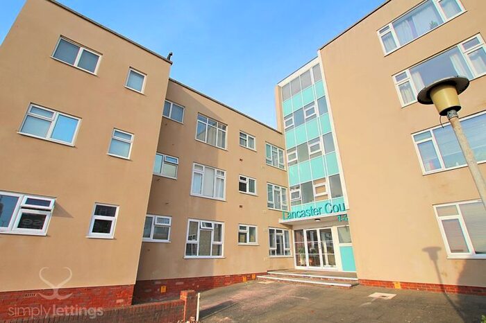 1 Bedroom Flat To Rent In Kingsway, Hove, BN3