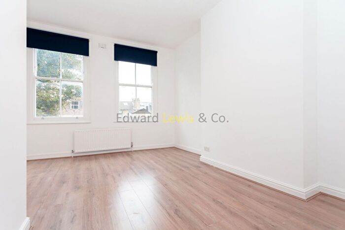2 Bedroom Flat To Rent In Alkham Road, London, N16