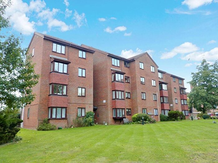 1 Bedroom Retirement Property For Sale In Rayners Lane, Harrow, HA2