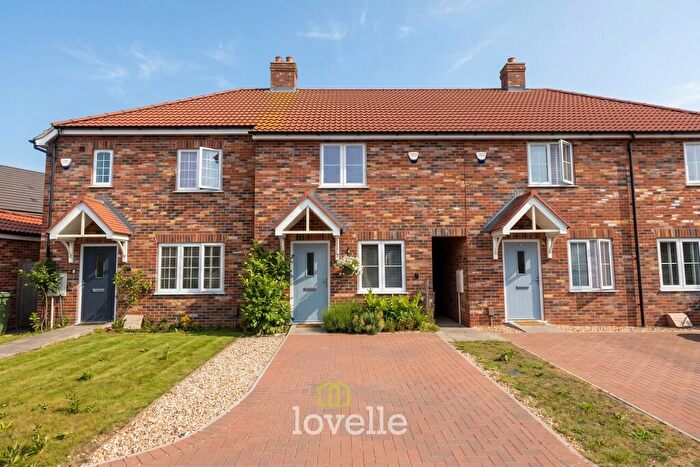 3 Bedroom Terraced House For Sale In Florina Place, Scartho Top, DN33
