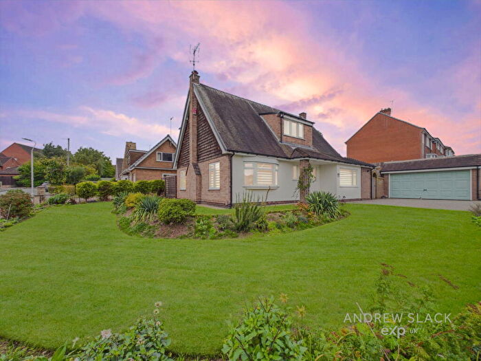3 Bedroom Detached House For Sale In Faraday Road, Mansfield, NG18