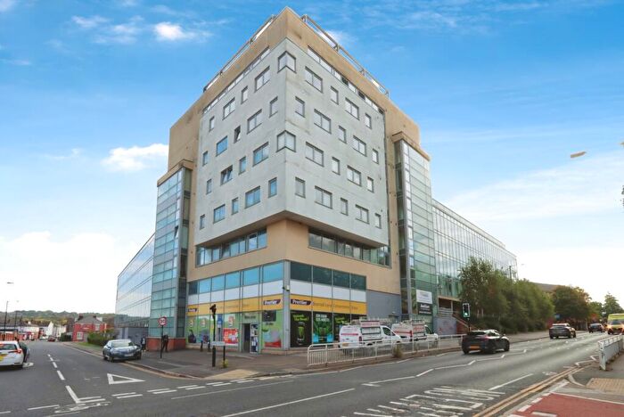 2 Bedroom Flat For Sale In Bramall Lane, Sheffield, South Yorkshire, S2