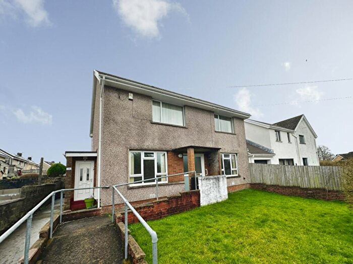 2 Bedroom Apartment For Sale In Bryn Glas, Bridgend, CF31