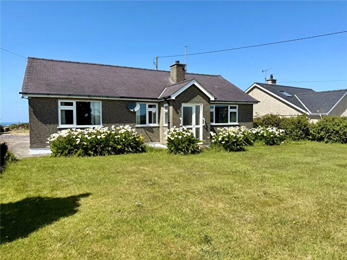 3 Bedroom Bungalow For Sale In Rhoshirwaun, Nr Abedaron., LL53