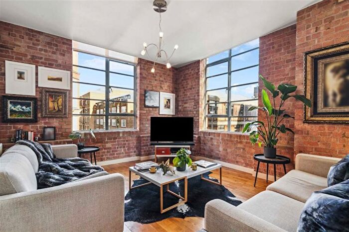 2 Bedroom Flat To Rent In Boss Street, Shad Thames, SE1