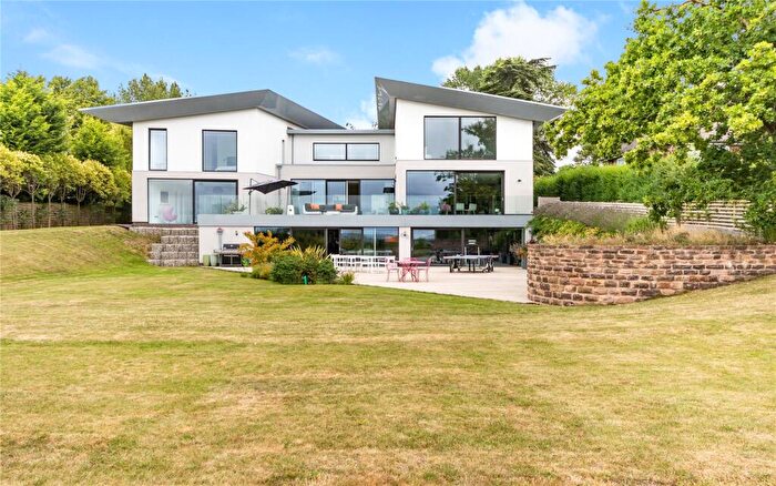 5 Bedroom Detached House For Sale In Cropwell Road, Radcliffe-on-Trent, Nottingham, NG12