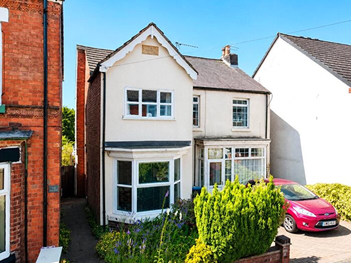 2 Bedroom Semi-Detached House For Sale In Albert Road, Hinckley, Leicestershire, LE10