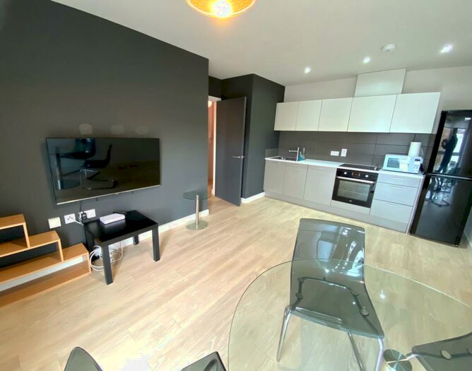 1 Bedroom Apartment To Rent In Dixie Apartments, CF10