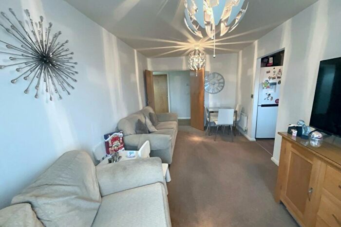 3 Bedroom Apartment For Sale In Woodhouse Lane, Beighton, Sheffield, S20