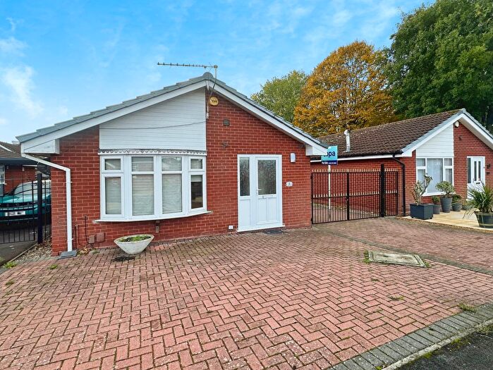 3 Bedroom Bungalow For Sale In Millwalk Drive, Wolverhampton, WV9