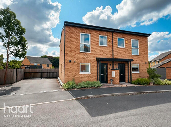 3 Bedroom Semi-Detached House For Sale In Horsley Lane, Gedling, NG4