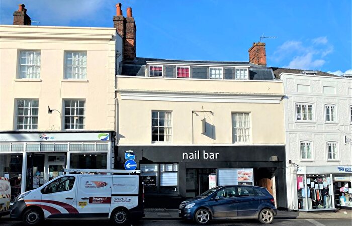 Studio For Sale In South Street, Dorking, RH4