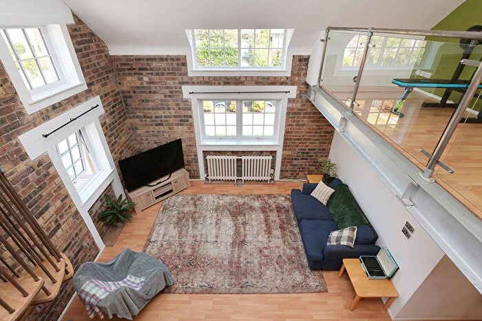 2 Bedroom Flat For Sale In Edinburgh Road, Tranent, East Lothian, EH33