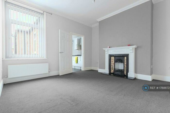3 Bedroom Flat To Rent In Garrick Street, South Shields, NE33