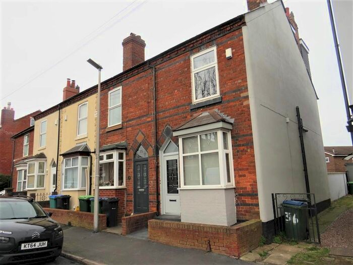 4 Bedroom End Of Terrace House To Rent In Foley Street, Wednesbury, WS10