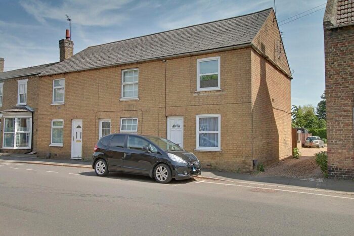 2 Bedroom Terraced House To Rent In London Road, Chatteris, PE16