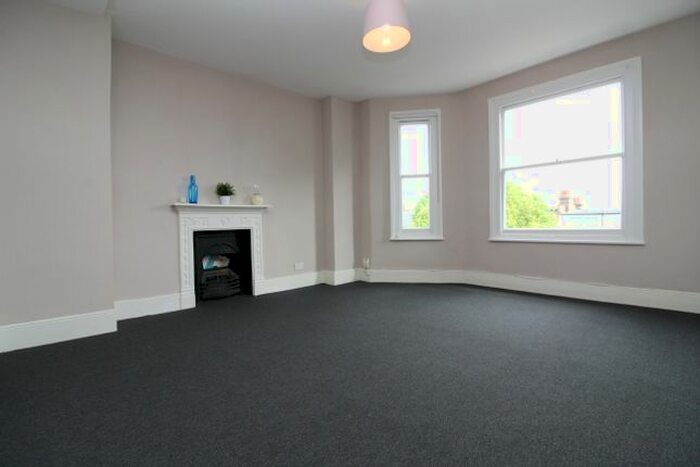 2 Bedroom Flat To Rent In Coniston Road, Muswell Hill, London, N10