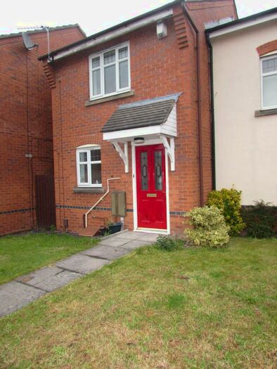 2 Bedroom Mews To Rent In Ullswater Road, Woodhouse Park, Manchester, M22