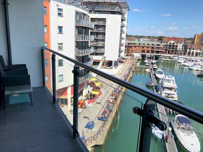 2 Bedroom Apartment To Rent In The Blake Building, Ocean Village, SO14