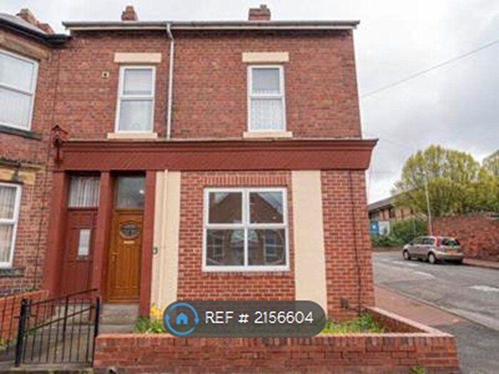 2 Bedroom Flat To Rent In Rawling Road, Gateshead, NE8