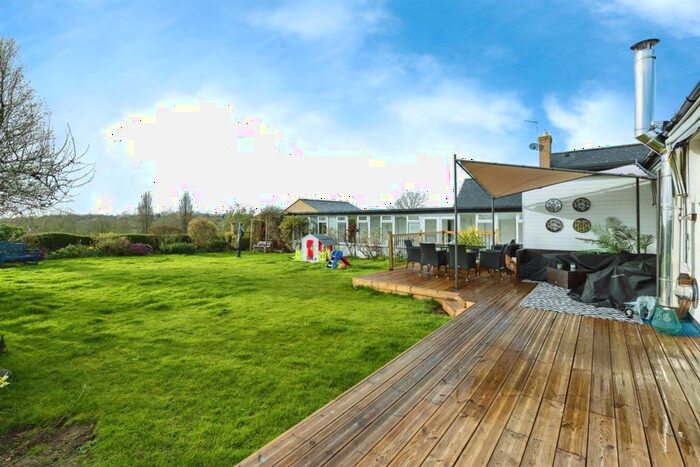 3 Bedroom Detached Bungalow For Sale In Warboys Road, Ramsey, Huntingdon, PE26