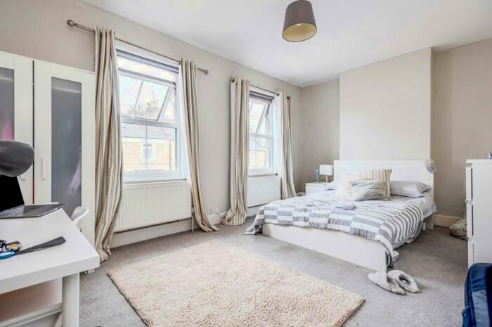 5 Bedroom Terraced House To Rent In Hurst Street, Cowley, Oxford, Oxfordshire, OX4