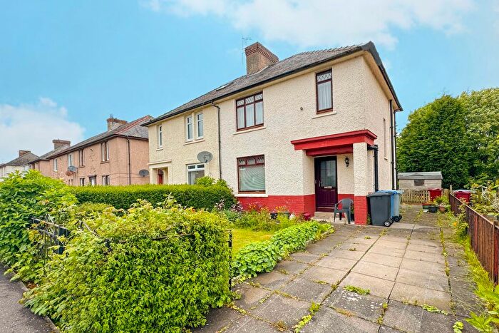 3 Bedroom Semi-Detached House For Sale In Morris Crescent, Blantyre, Glasgow, G72