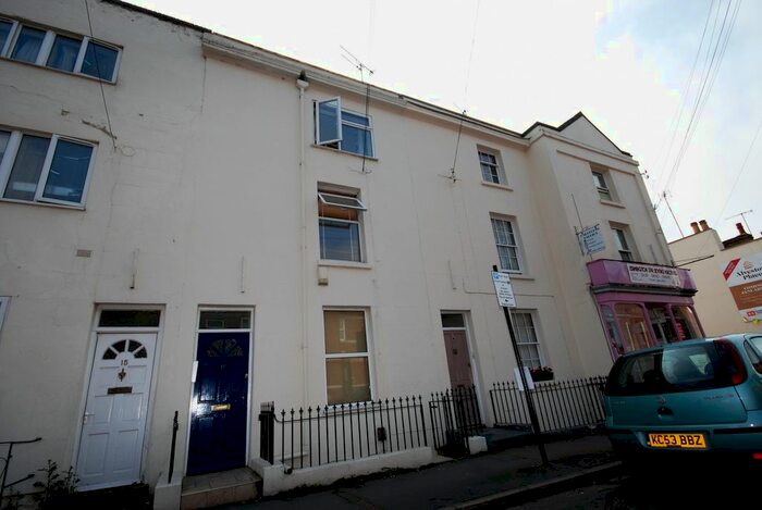 Studio To Rent In Oxford Street, Leamington Spa, Warwickshire CV32