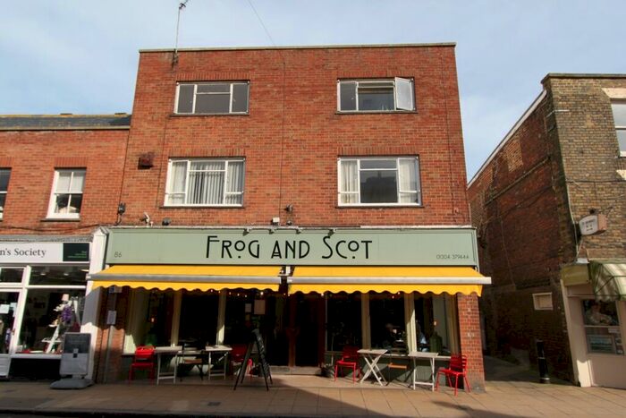 2 Bedroom Flat To Rent In High Street, Deal, CT14