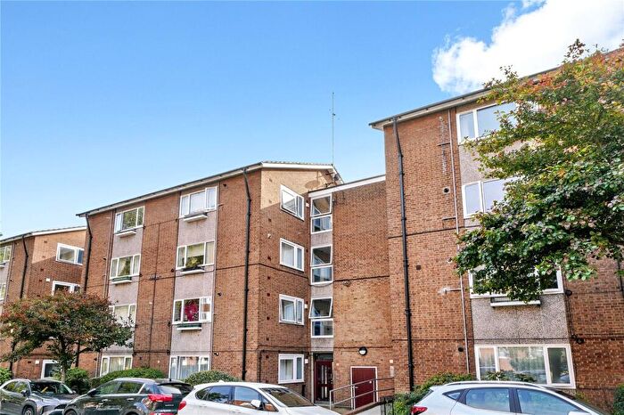 Flat To Rent In Newcourt Street, St John's Wood, NW8