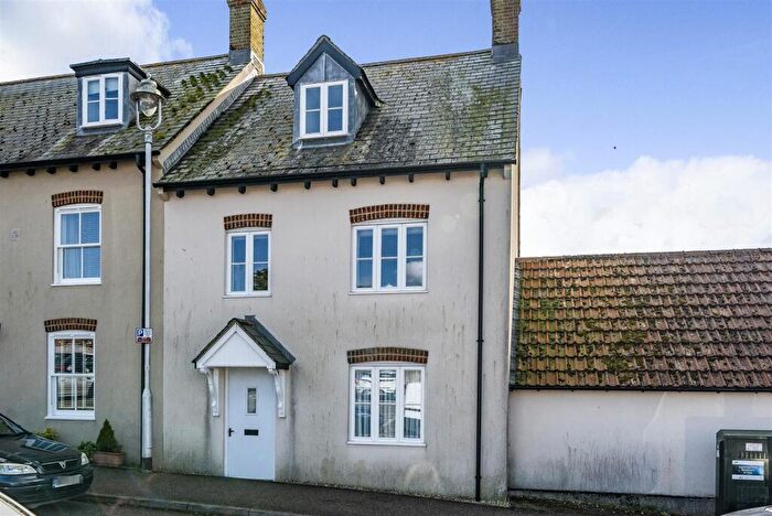 3 Bedroom End Of Terrace House For Sale In Coombefield Lane, Axminster, Devon, EX13