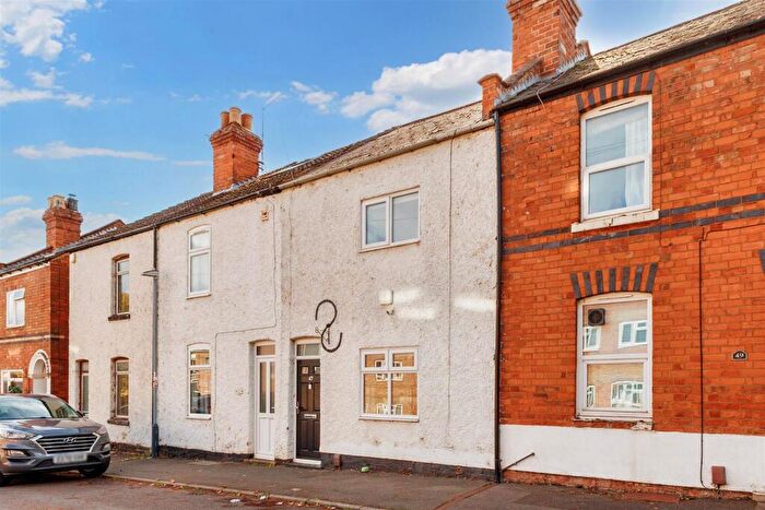 2 Bedroom Terraced House For Sale In Humphris Street, Warwick, CV34