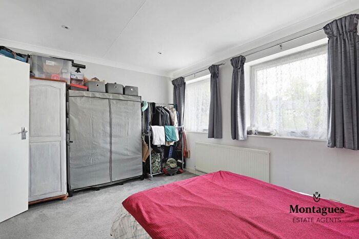 1 Bedroom Flat To Rent In Kendal Avenue, Epping, CM16