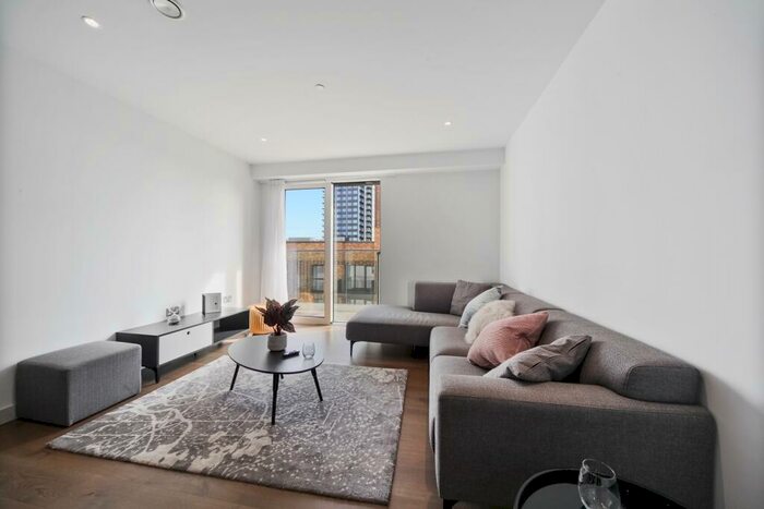 2 Bedroom Apartment To Rent In Mawes House, SE17
