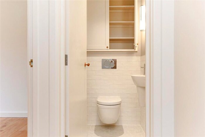 2 Bedroom Apartment To Rent In Observatory Street, Oxford, Oxfordshire, OX2