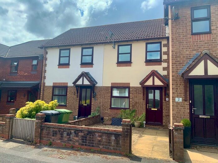 2 Bedroom Terraced House To Rent In Chardstock Close, Exeter, EX1