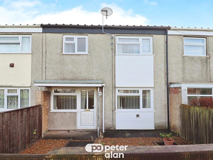 3 Bedroom Semi-Detached House For Sale In Coed-Y-Gores, Llanedeyrn, Cardiff, CF23